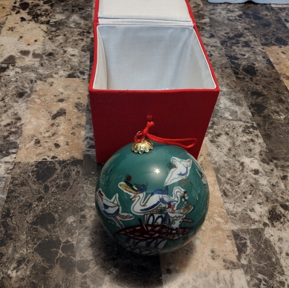 SEVEN SWANS A SWIMMING hand-painted Christmas ornament - Picture 1 of 7